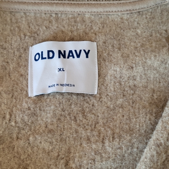 NEW Old Navy Men's Beige Sweater with Zipper - Picture 3 of 5